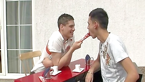 Free Twink Porn Videos - hotgayvidz.com