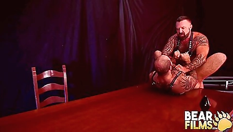 She's going to give me a littlexiver beat hana