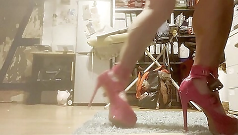 Tompha spies and ready to fuck her