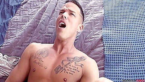 Hot trio makes a huge cock format bothe